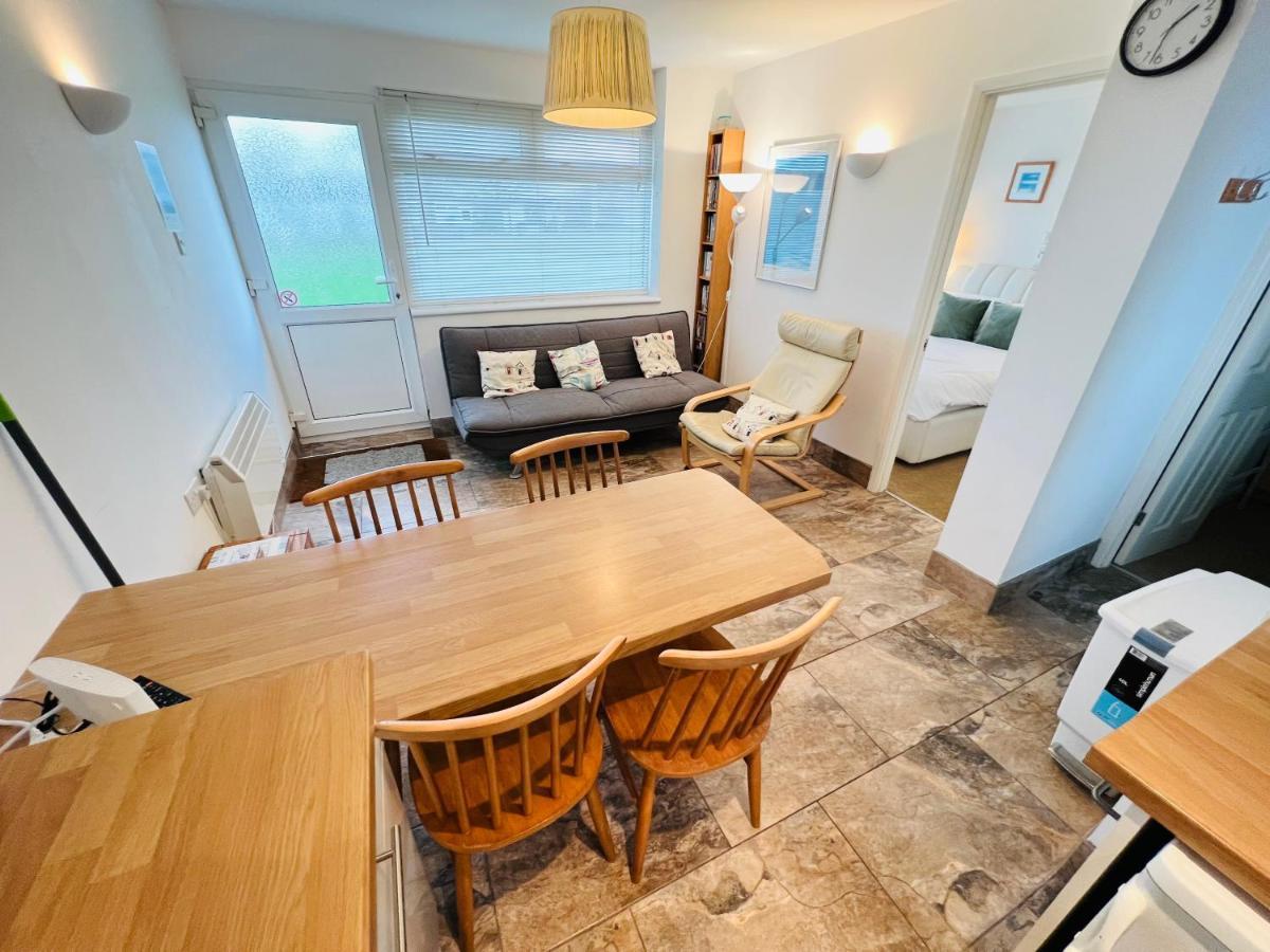 2 Bedroom Chalet Sb109, Sandown Bay, Isle Of Wight Brading Buitenkant foto
